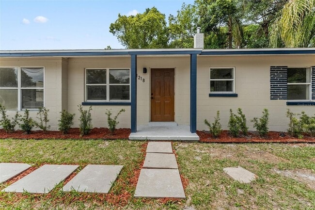 Photo - 1218 Crescent St