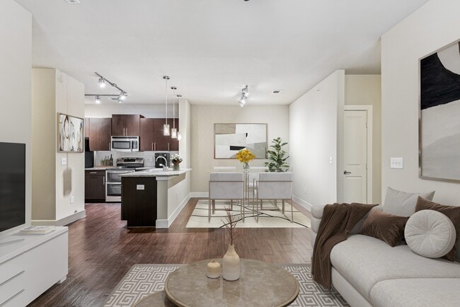 Photo - Bell Four Points