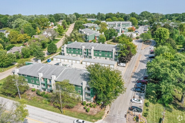Aerial - Winding Hills Apartments