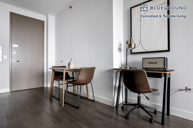 Photo - 1000 S Clark St Unit FL10-ID991