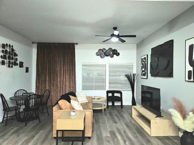 Photo - Landmark on 67th Ave