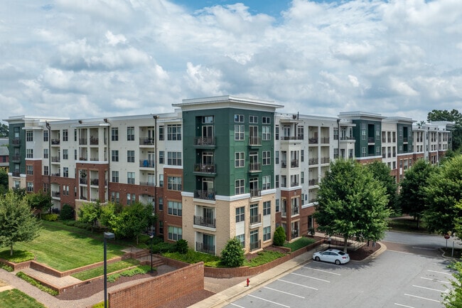 Photo - Elan City Center