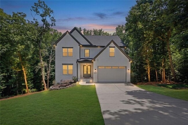 Building Photo - 6181 Shoreland Cir