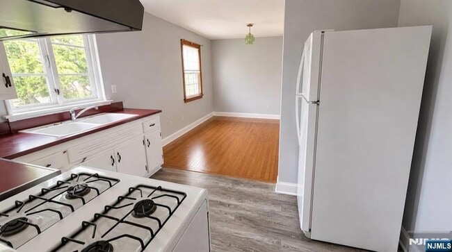 Photo - 212 E Clinton Ave