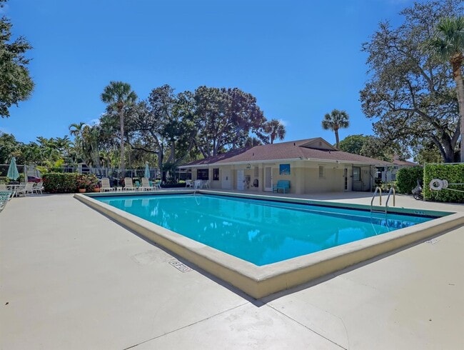 Photo - 6552 Chasewood Dr Unit H
