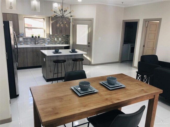 Photo - 3302 S Sugar Rd Unit A