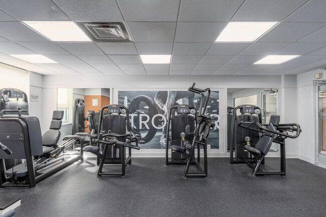 Photo - The Plaza Apartments