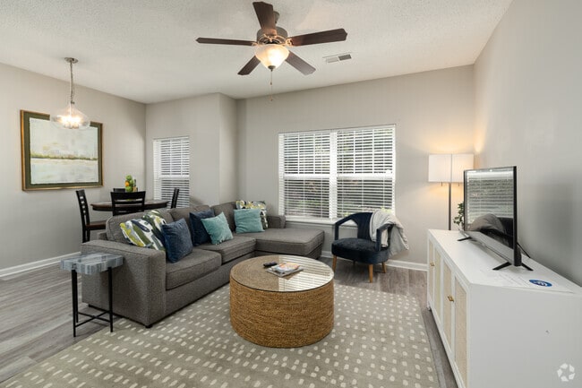 2BD, 2BA - 950SF - Colts Run