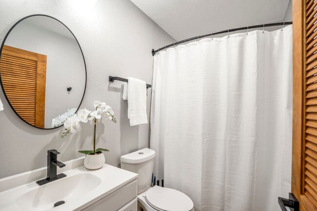 Photo - 4952 Polk St Unit SI ID1531104P
