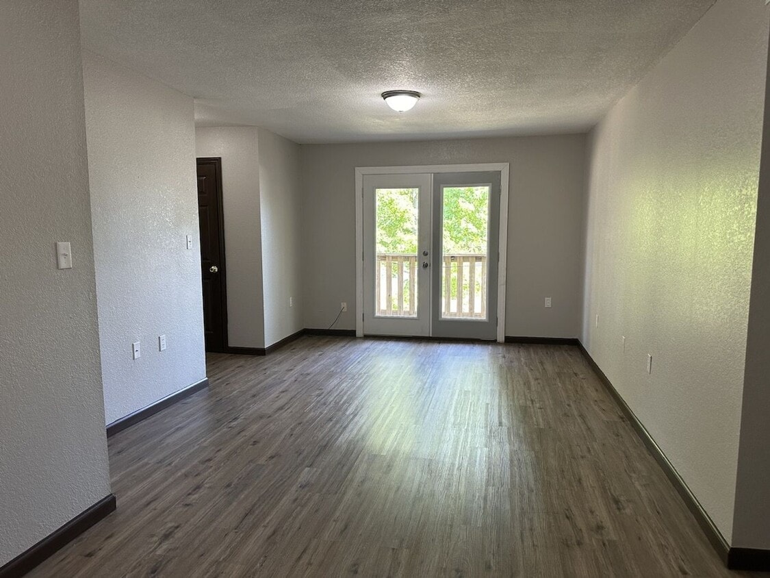 Floor Plan - 2 BD/2BA - majority remodel