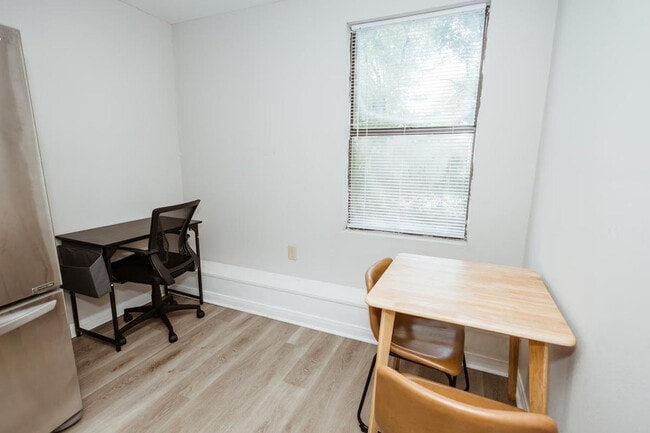 Photo - 3625 Maple Ave Unit ID1352449P