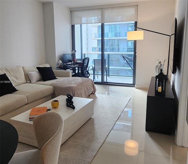 Photo - 45 SW 9th St Unit 2207