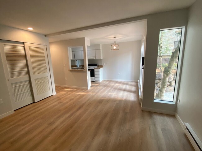 Living Room - Capitol Crest