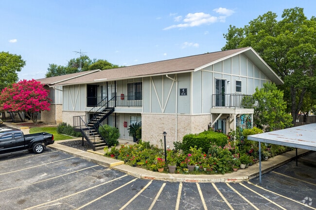 Building Photo - RiverStone Apartment Homes