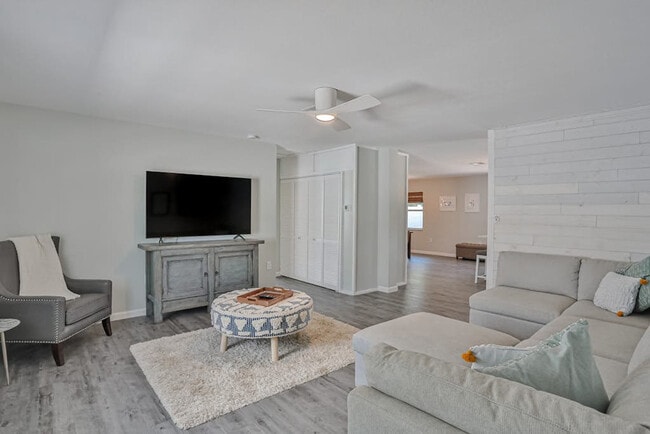 Building Photo - 205 Haverkos Ct Unit SI ID1591540P