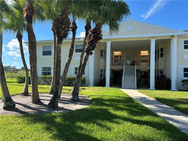 Building Photo - 451 Grove Isle Cir Unit 451