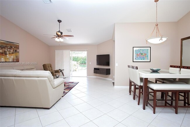 Photo - 4104 Pine Ridge Ln