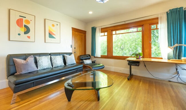 Building Photo - 3148 College Ave Unit ID1309746P