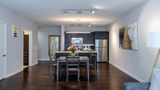 Photo - 411 N Akard St Unit ID1383554P