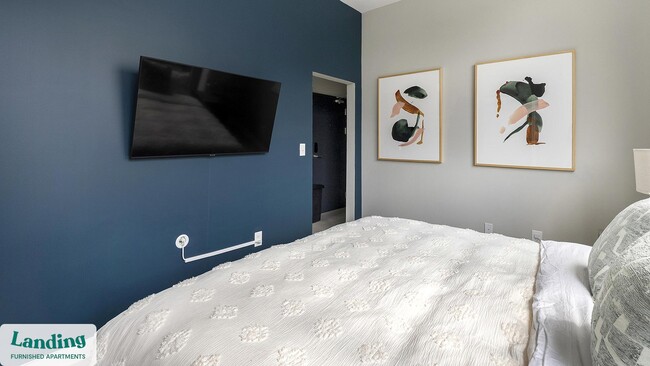 Photo - 600 19th St N Unit 214