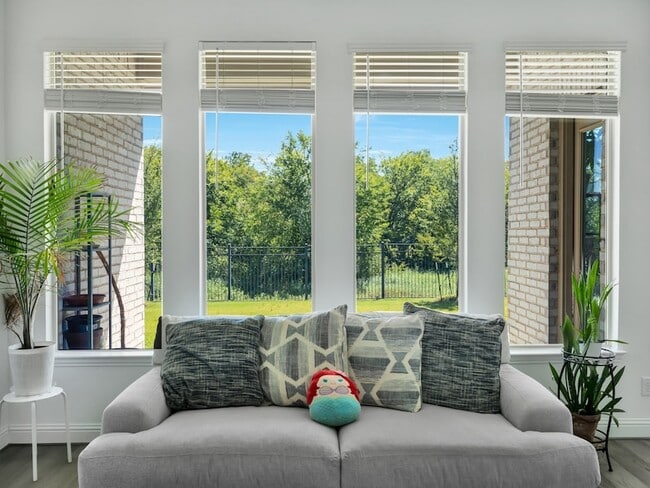 Photo - 306 Dove Falls Dr
