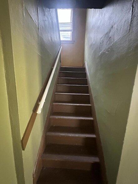 Photo - 642 Berry St
