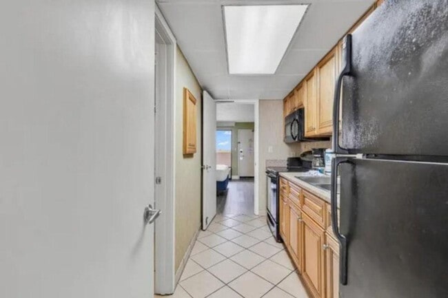 Photo - 5-B Riptide Bch Clb Unit ID1383724P