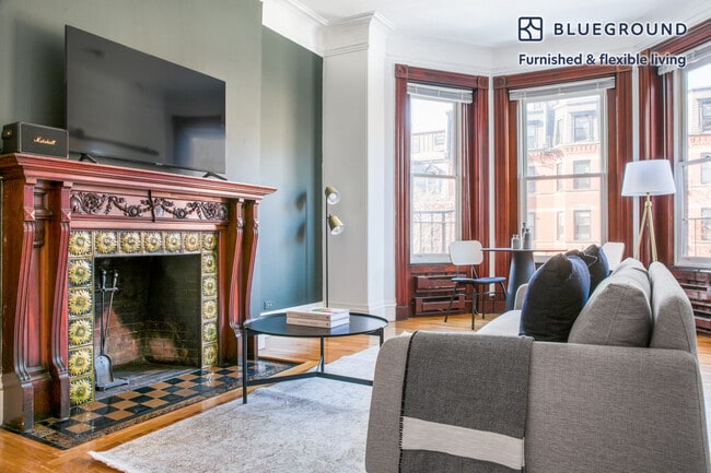 Photo - 230 Newbury St Unit SI FL2-ID600