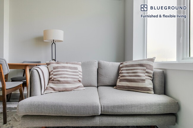 Photo - 6149 N Broadway Unit GO FL5-ID1273