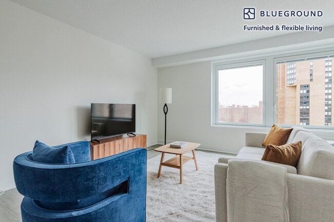 Photo - 30 Waterside Plaza Unit FL13-ID2169