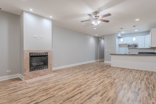 Photo - 5408 S Michigan Ave Unit 1N