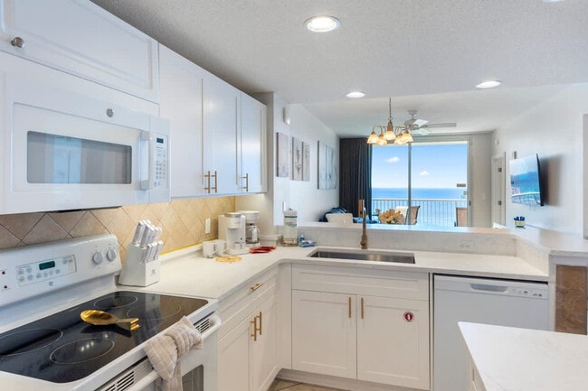 Photo - 10811 Front Beach Rd Unit FL16-ID1354928P