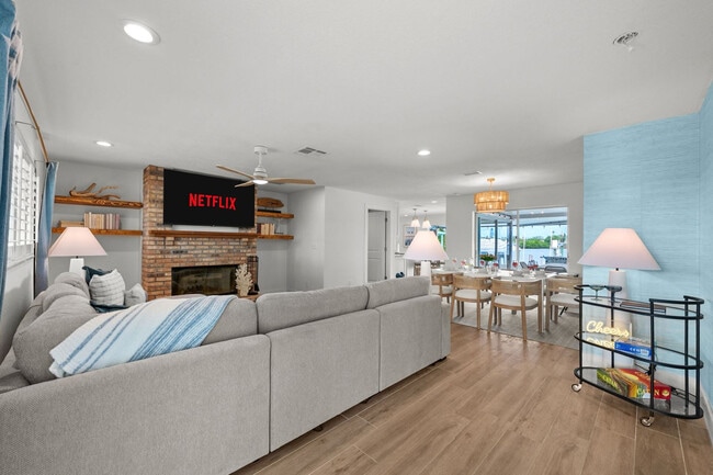 Photo - 350 La Hacienda Dr Unit ID1332407P