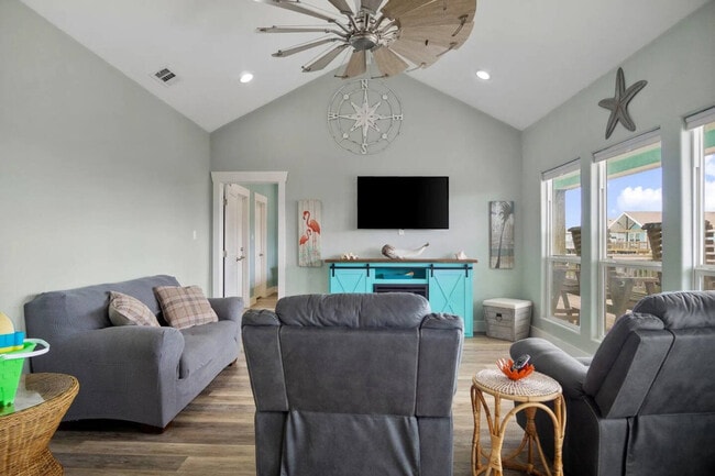 Building Photo - 970 S Jacks Rd Unit ID1223248P