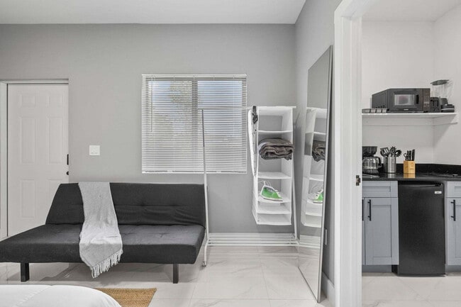 Building Photo - 1350 NW 28th St Unit FL1-ID1258048P