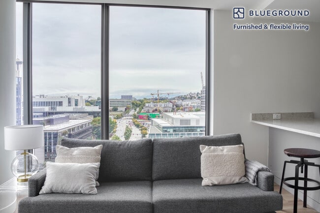 Photo - 602 Terry Ave N Unit FL12-ID635