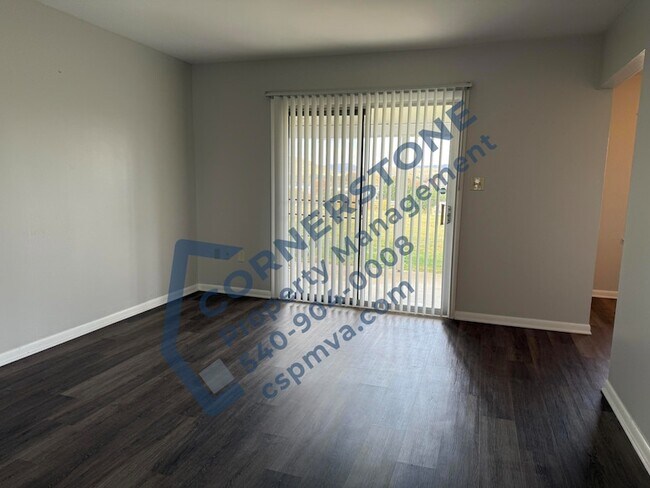 Photo - 6500 Carefree Ln