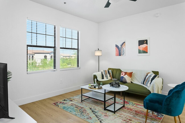 Building Photo - 9450 W Cabela Dr Unit ID1014310P