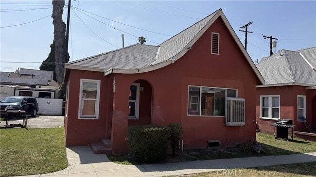 Photo - 266 W 9th St