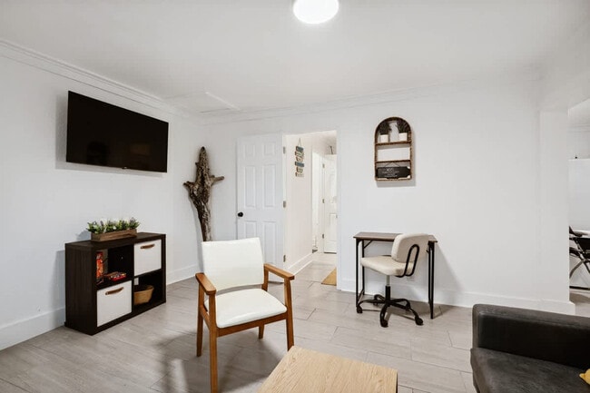 Photo - 2904 Berwick St Unit ID1310516P