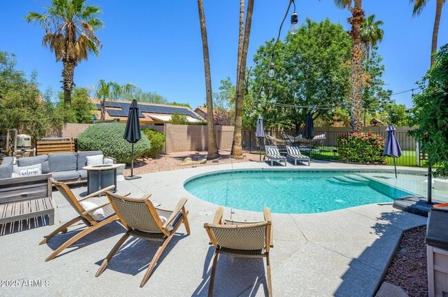 Building Photo - 5638 E Helena Dr