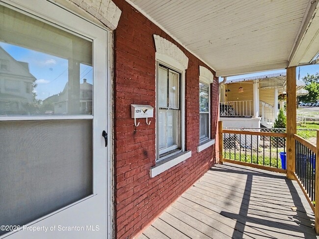 Photo - 1019 N Irving Ave Unit 1
