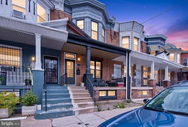 Photo - 34 S 53rd St