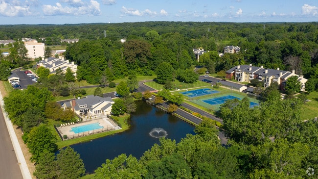 Building Photo - Summer Ridge