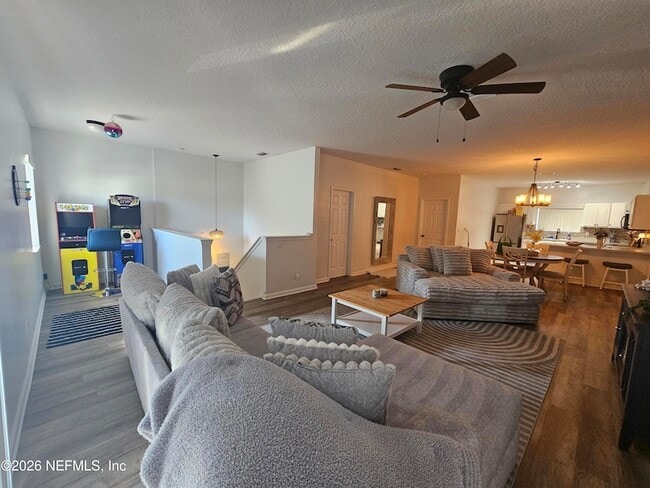 Building Photo - 825 Anastasia Blvd