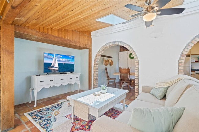 Photo - 408 Harrison Ave Unit ID1346823P