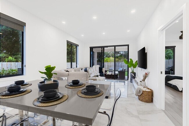 Photo - 826 SW 14th Ct Unit ID1287063P