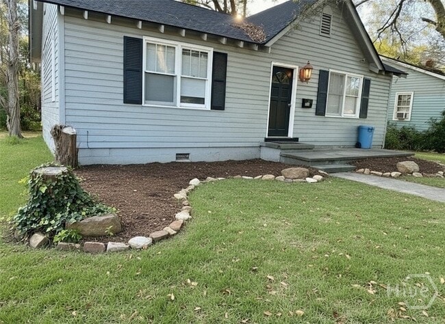 Building Photo - 2033 California Ave