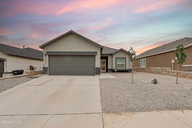 Building Photo - 7416 Tamarack Pl