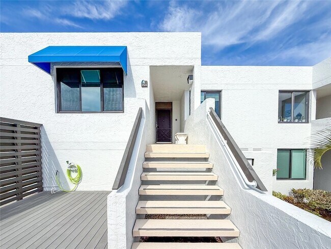 Photo - 724 Bayport Wy Unit 724